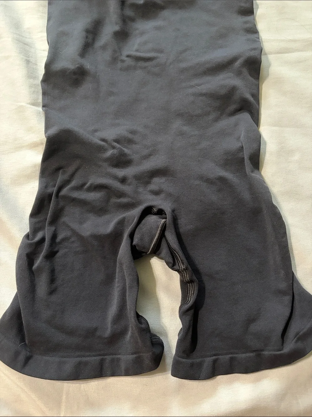 Skims NWOT Seamless Sculpt Mid-Thigh Bodysuit Onyx Black Size XL - Picture 8 of 13
